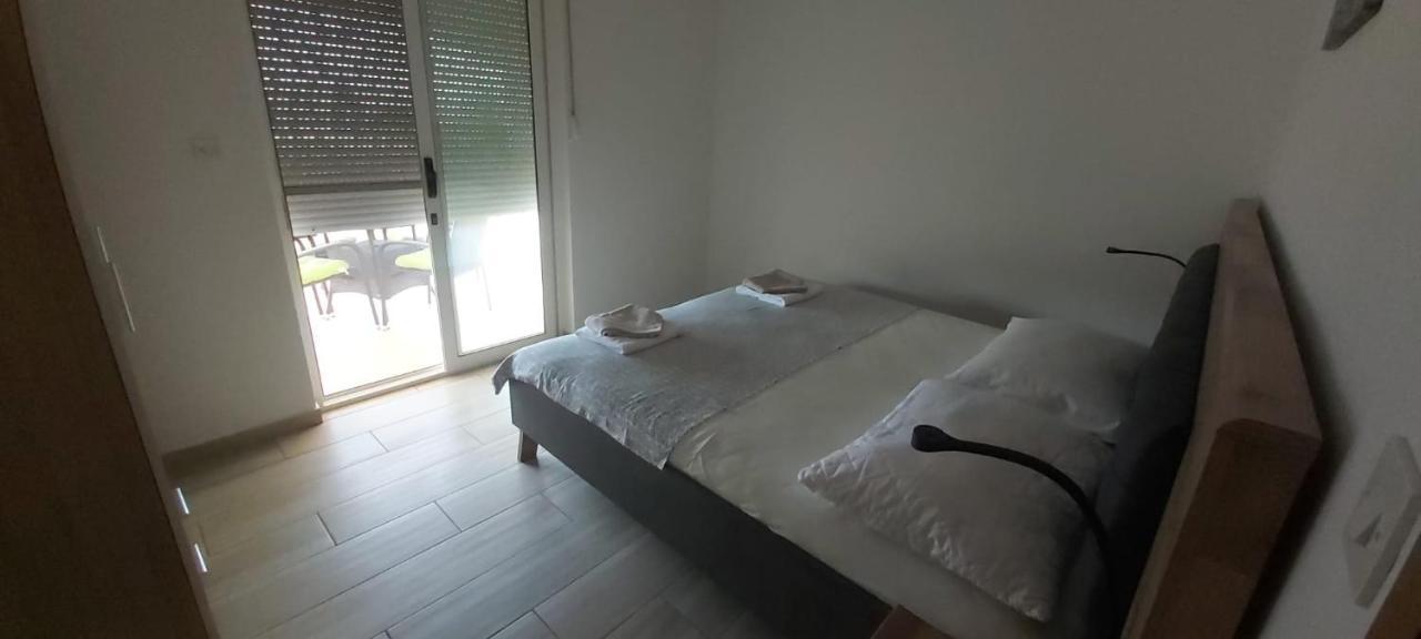 Apartment Nin - Vrsi At The Beach Exterior foto