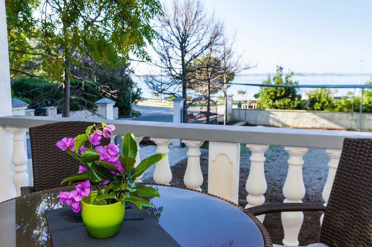 Apartment Nin - Vrsi At The Beach Exterior foto